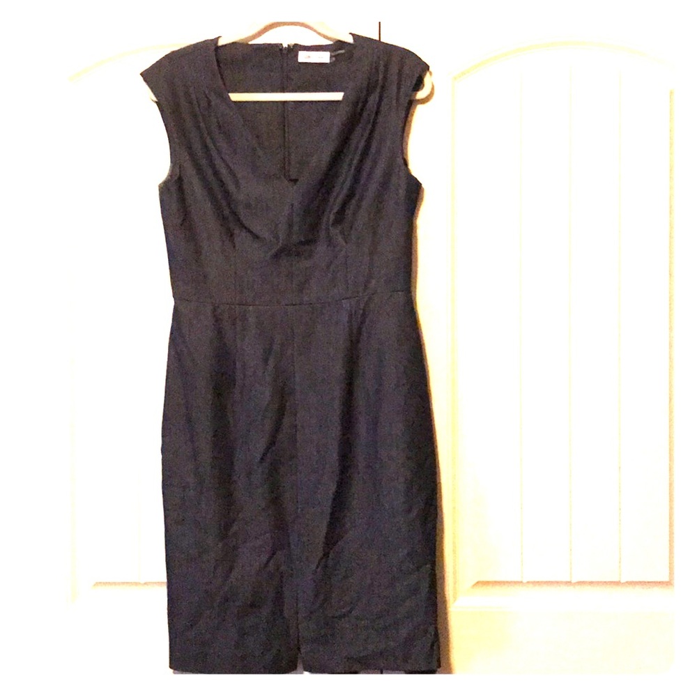 Calvin Klein size 10 v neck dark denim shift dress